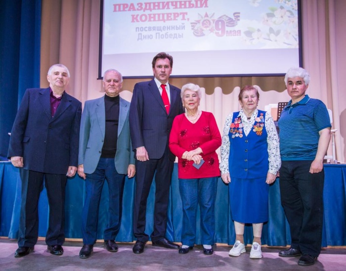 Челябинские адвокаты поздравили детей и ветеранов с 9 мая